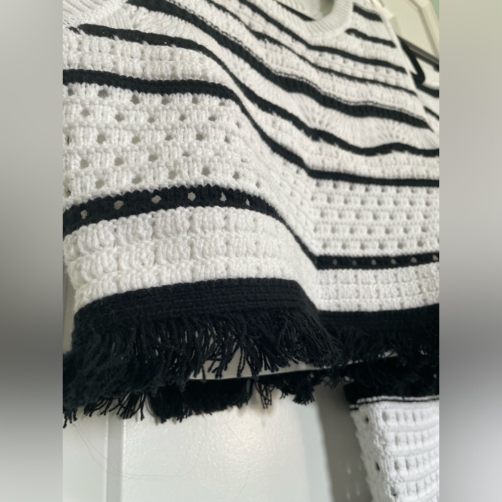 House Of Harlow 1960 2 Piece Knit Skirt Set Size M Top Fringe Career Capsule NEW - Picture 3 of 14